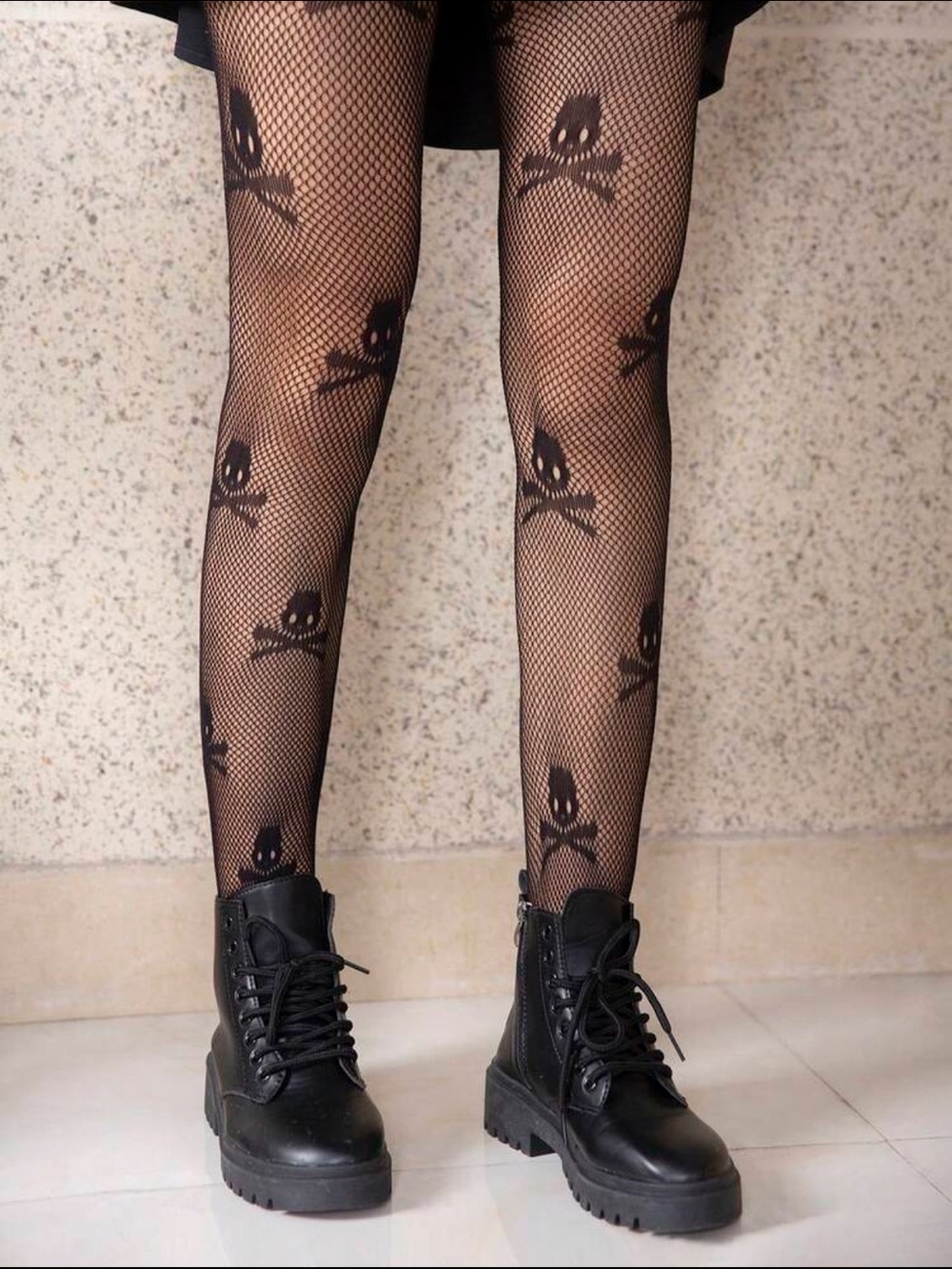 Skull Fishnet Tights in Black